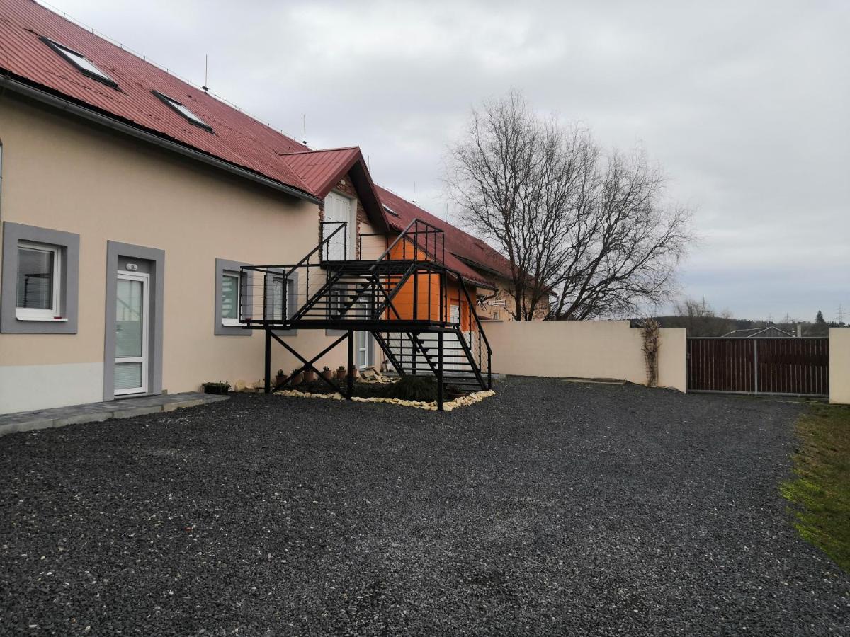 Vehlovice Apartments Mělník Exteriér fotografie